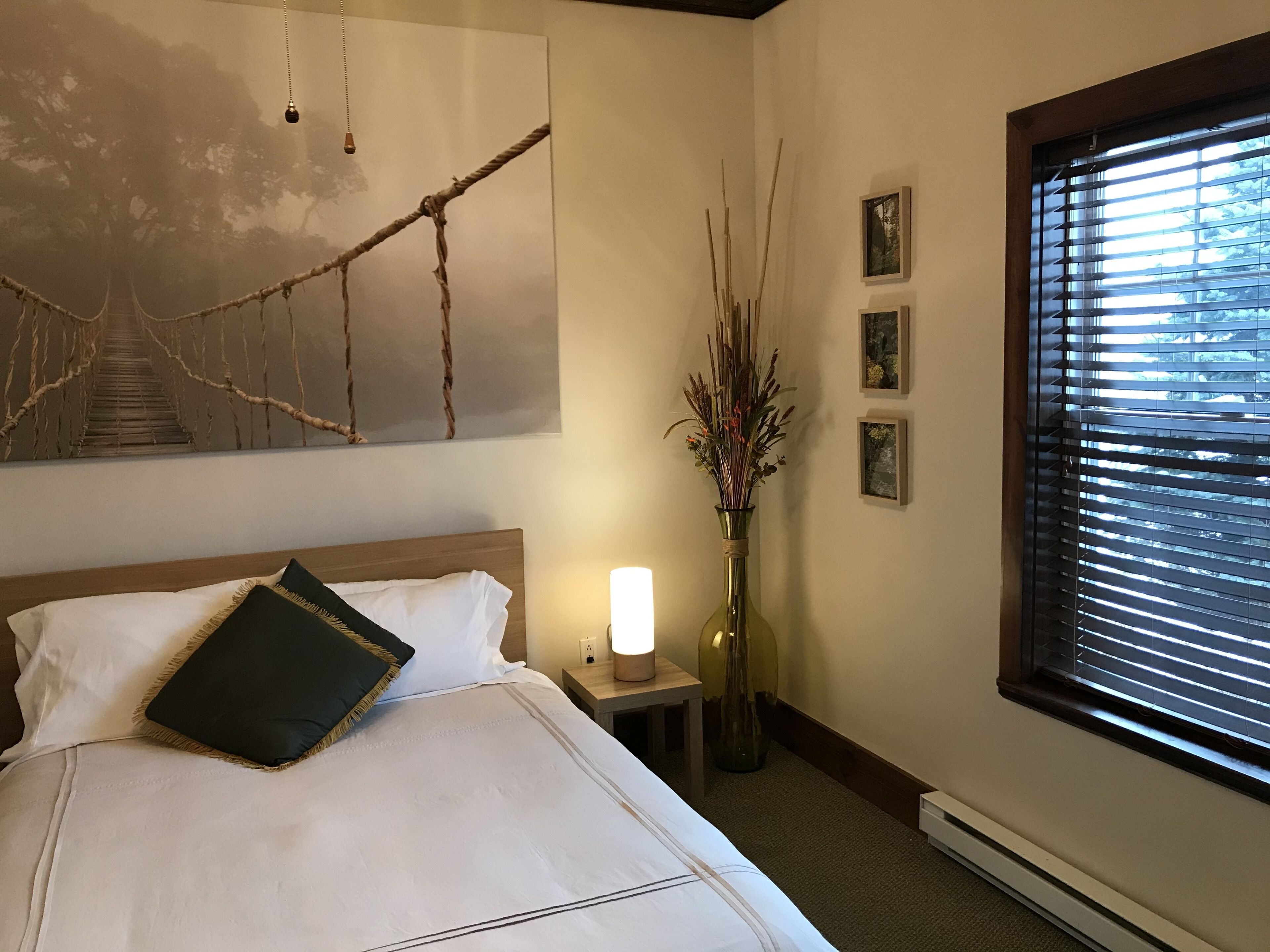 1 quarto, Wi-Fi de cortesia, roupa de cama