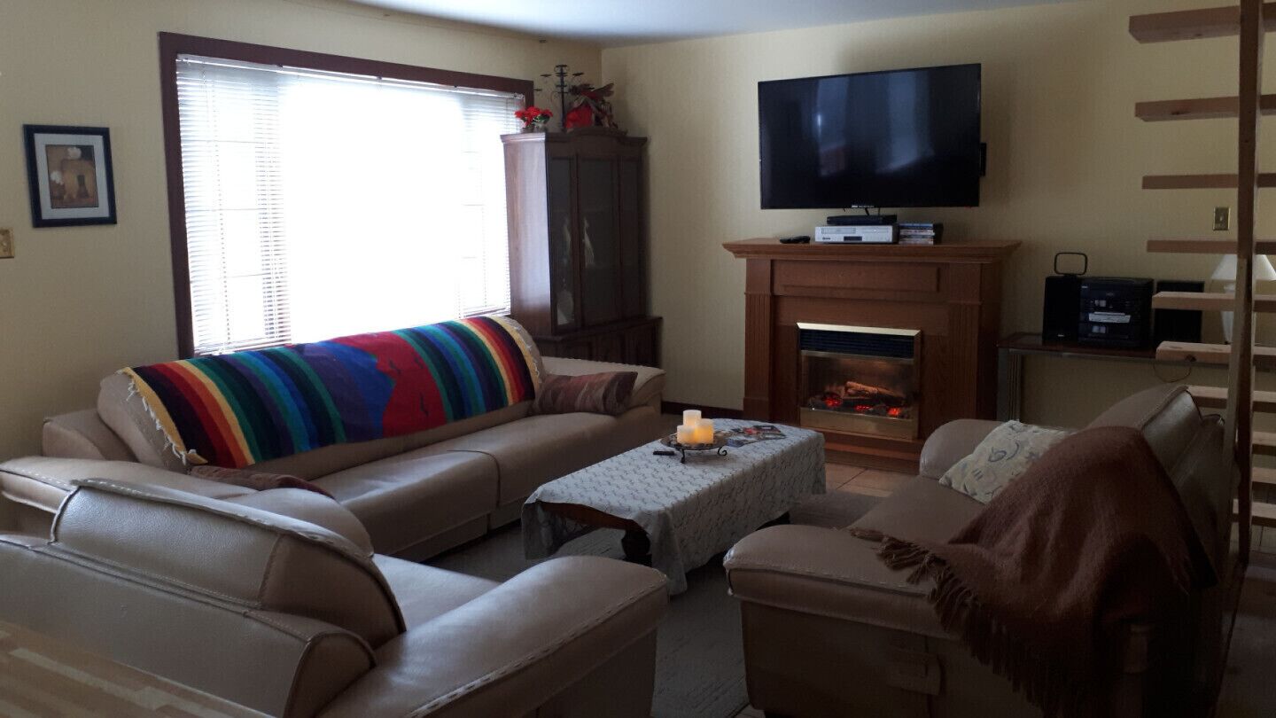 Algonquin Winter Fun Cabin