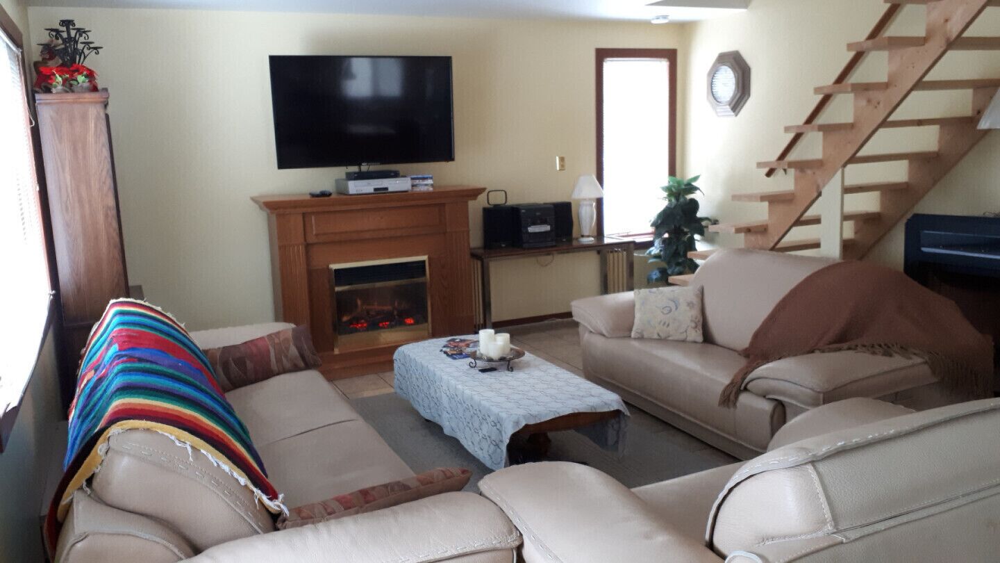 Algonquin Winter Fun Cabin