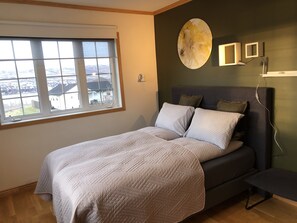 5 camere, una cassaforte in camera, ferro/asse da stiro, Wi-Fi