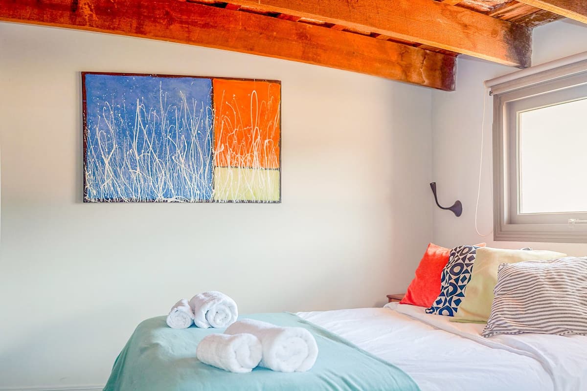 Classic Apartment, Accessible, Non Smoking | WiFi (free), bed sheets