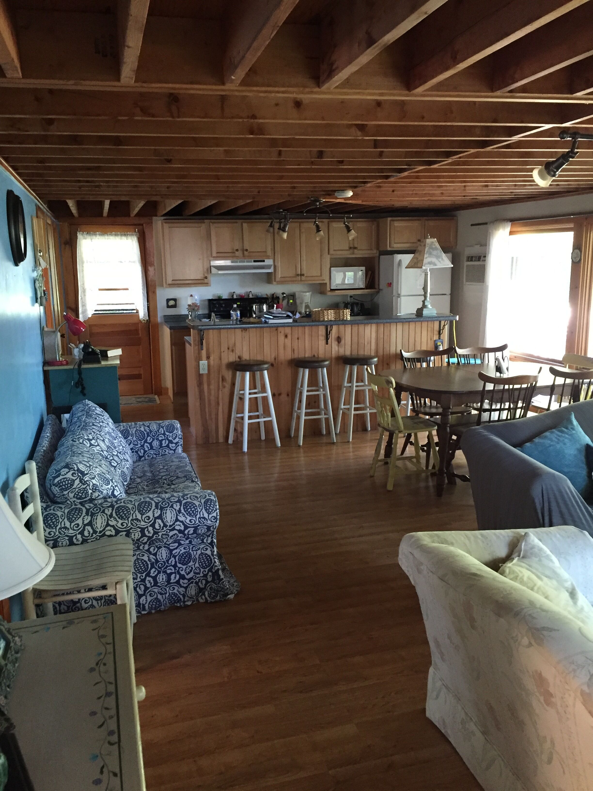 Summer and Early Fall Lakeside Cottage Rental