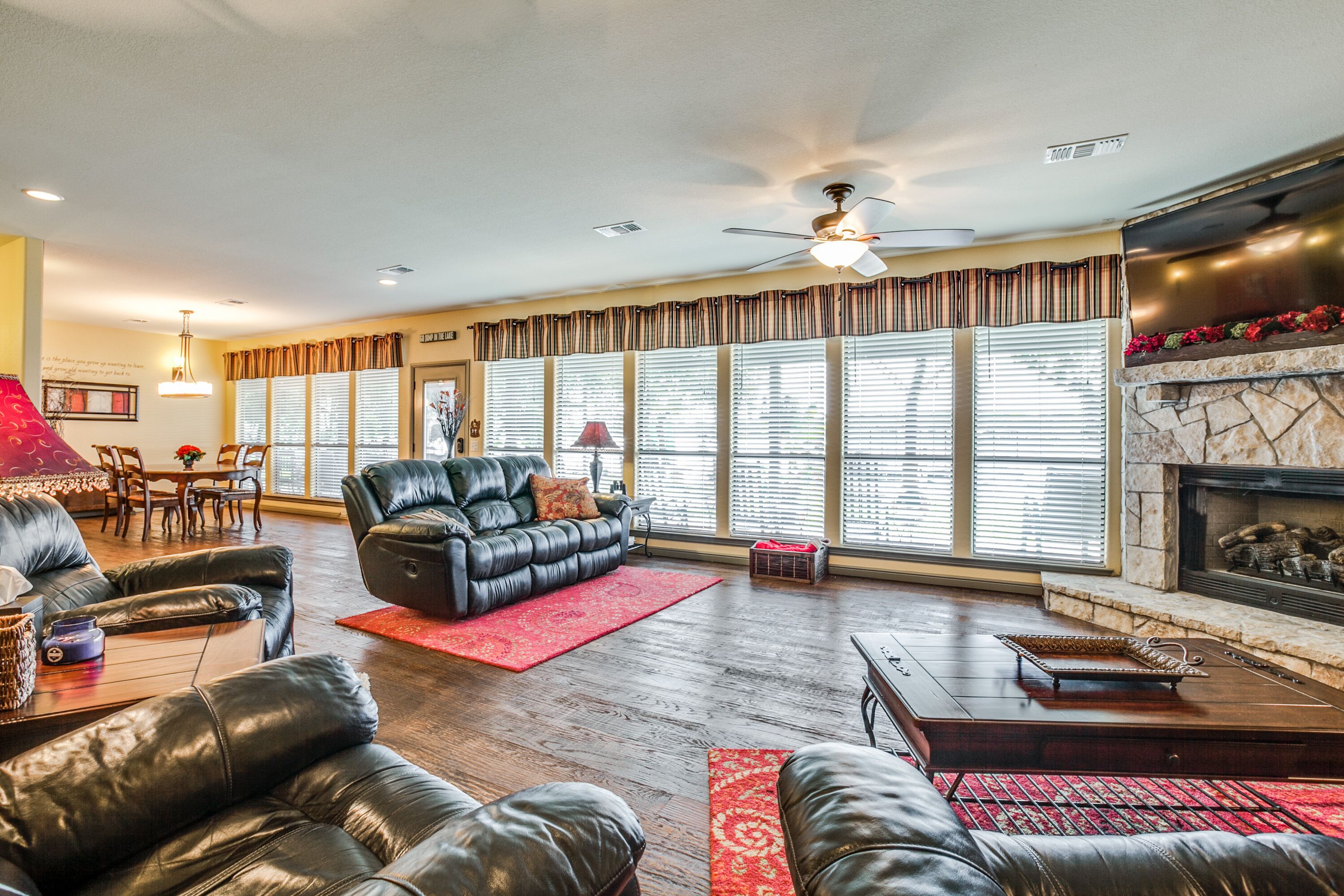 Fabulous "House of Sunsets" on Main Body Water at Beautiful Lake Granbury