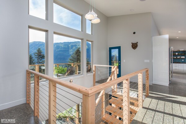 Interior - Dream Views & Chef's Kitchen-Modern, Mountain Home w/ Hot Tub (Anchorage)
