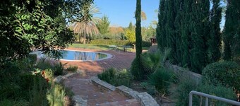 5 STAR VILLA, PRIVATE POOL,WIFI, TENNIS COURT, GARDENS, AUT.GATE  -TAVIRA 3 km