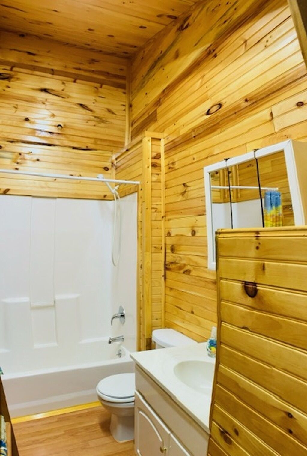 WATERFRONT CABIN ON PINEY CREEK REMOTE PRIVATE GORGEOUS NATURAL PRISTINE SETTING