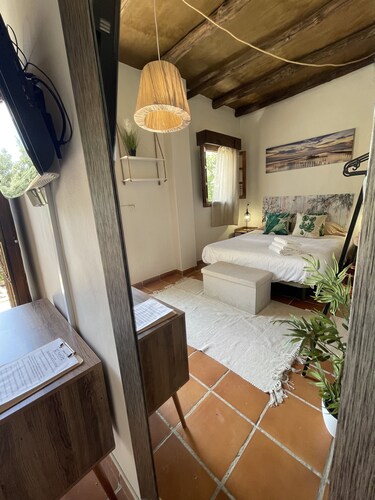 LOS PILAREJOS MAJOITUKSET / Huoneisto kahdelle