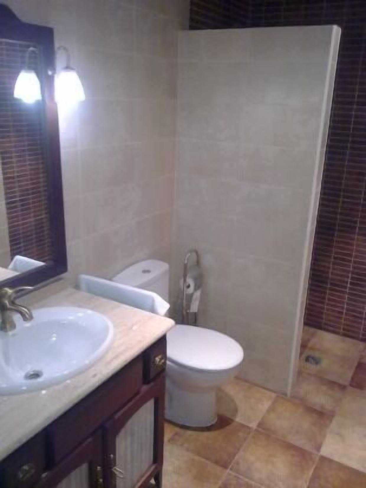 Las Callejuelas cottage for 2 people and playground