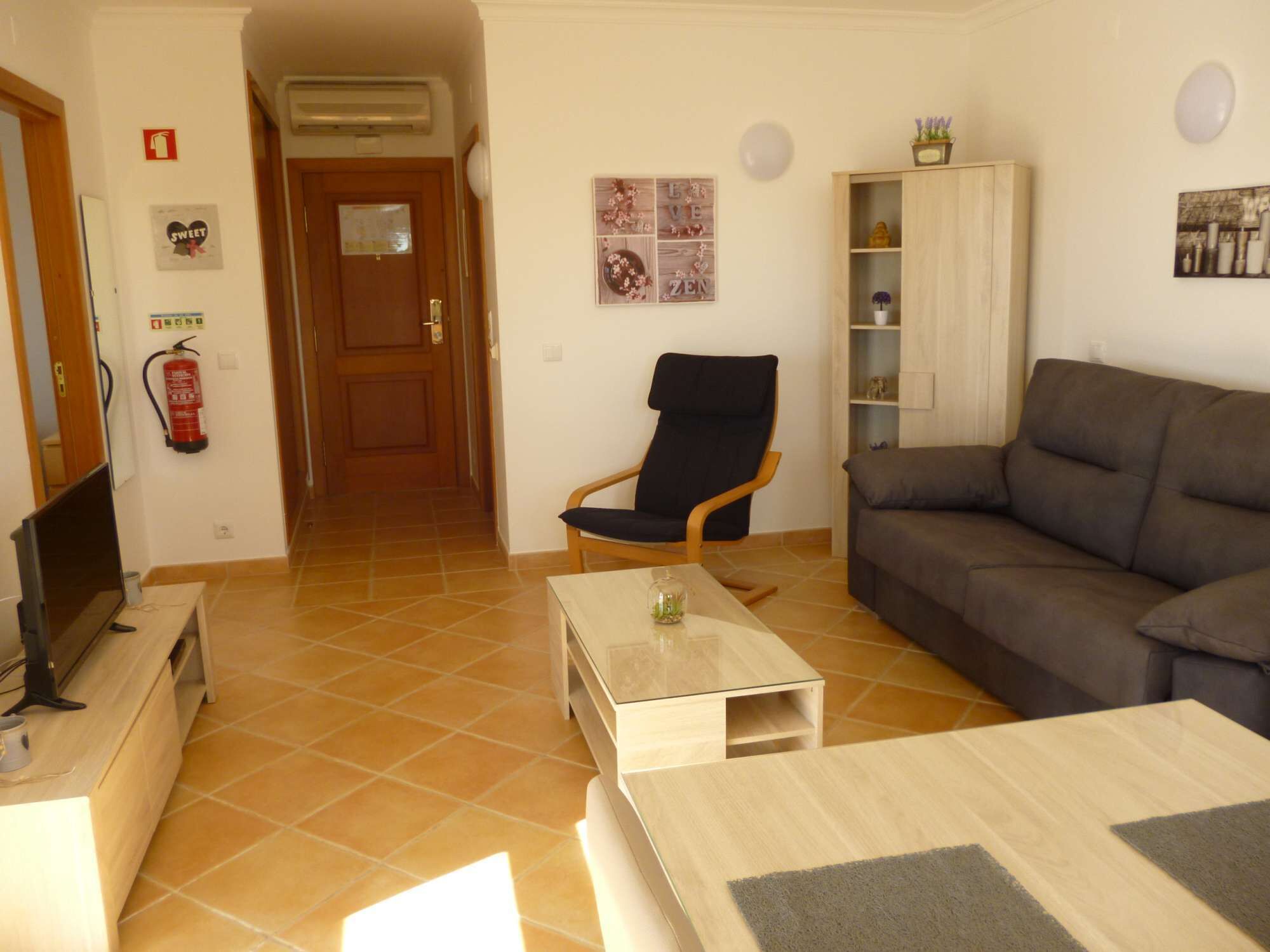 Apartment on top floor with view to the sea and swimmingpool, Algarve