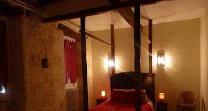 Gîte for 15 people.