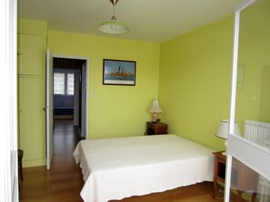 2 Schlafzimmer, Bügeleisen/Bügelbrett, WLAN