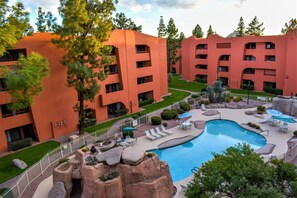 Pool - Globe Trotter's Getaway (Phoenix)