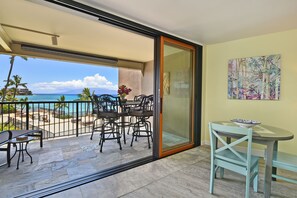 Dining - Sun, Sand And Surf …….. A Romantic Couple’s Getaway…… Hale Ono Loa 306 --  (Lahaina)