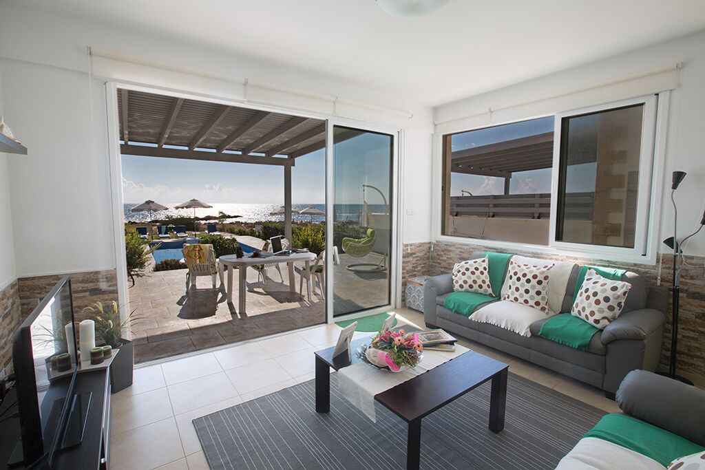 Smart-tv, een dvd-speler, een muziekbibliotheek en een filmbibliotheek