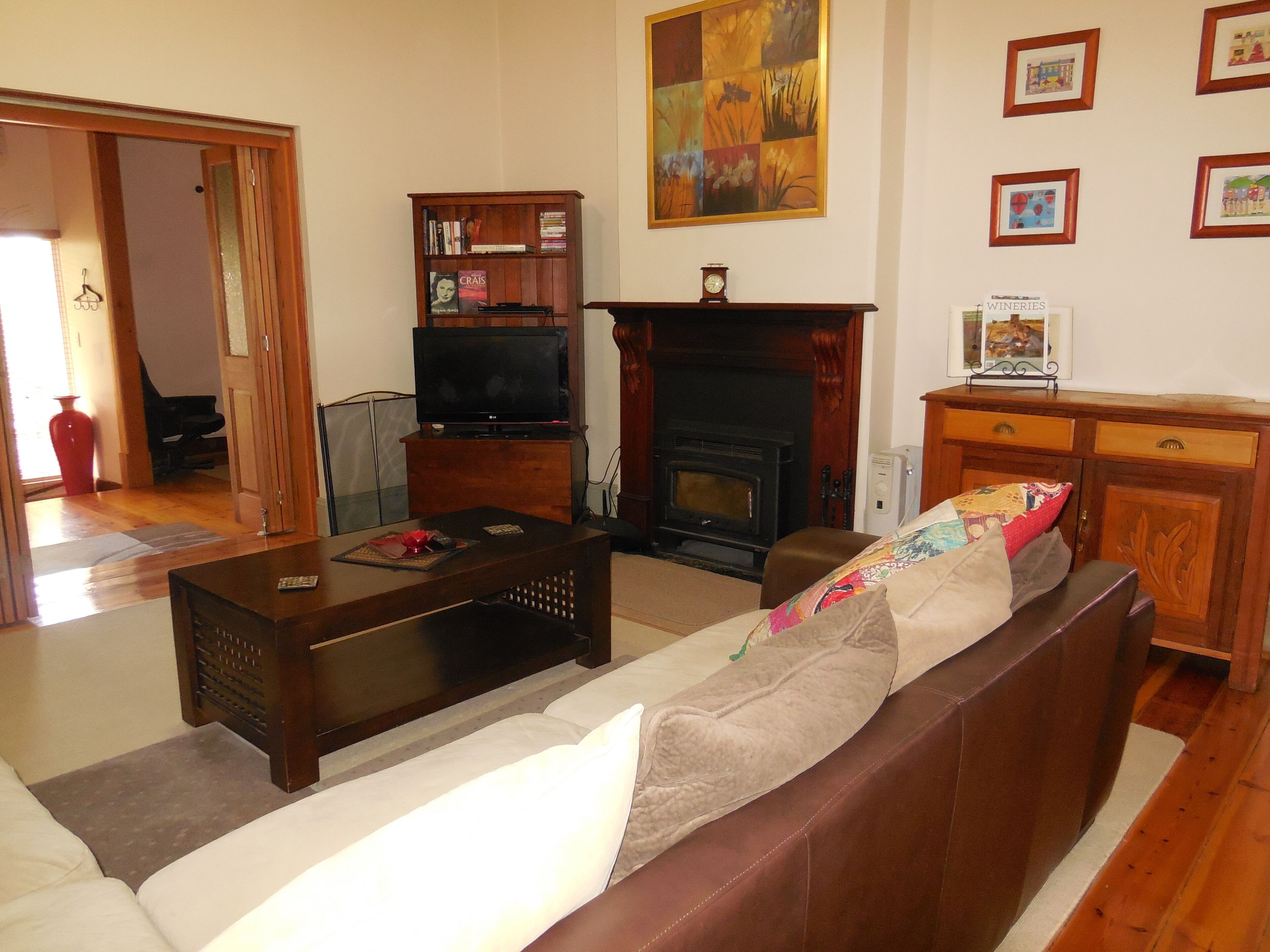 Amalie Cottage Waikerie, Town centre. Unit 1