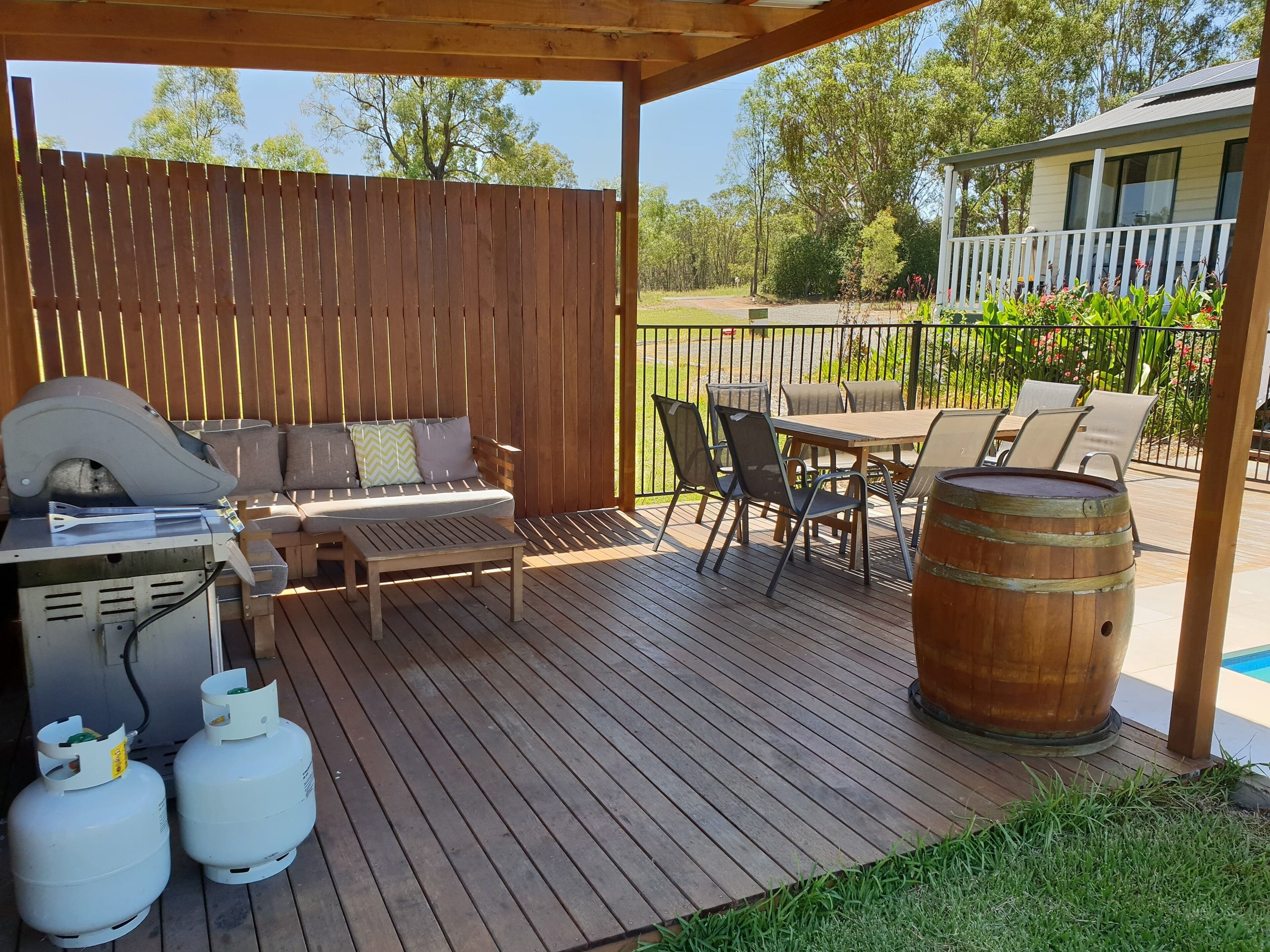 Casa Sangiovese Pokolbin 6 bedroom 5bathroom home with private pool. — image 5