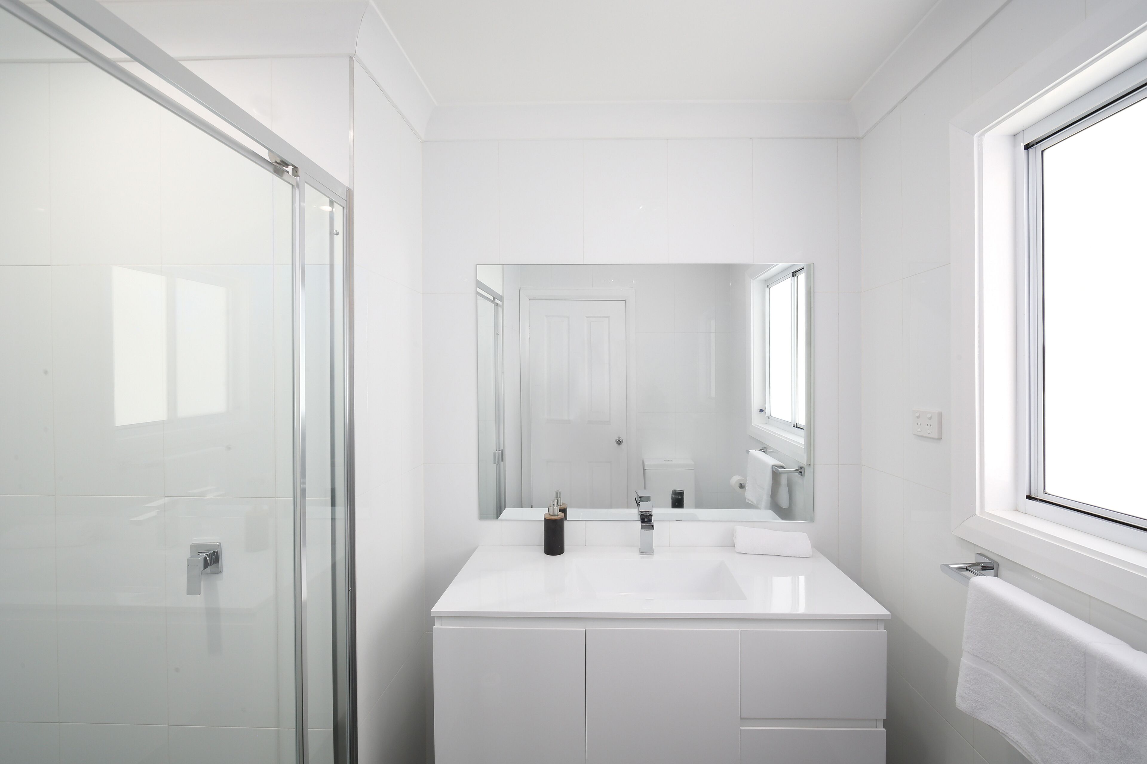 Casa Sangiovese Pokolbin 6 bedroom 5bathroom home with private pool. — image 15