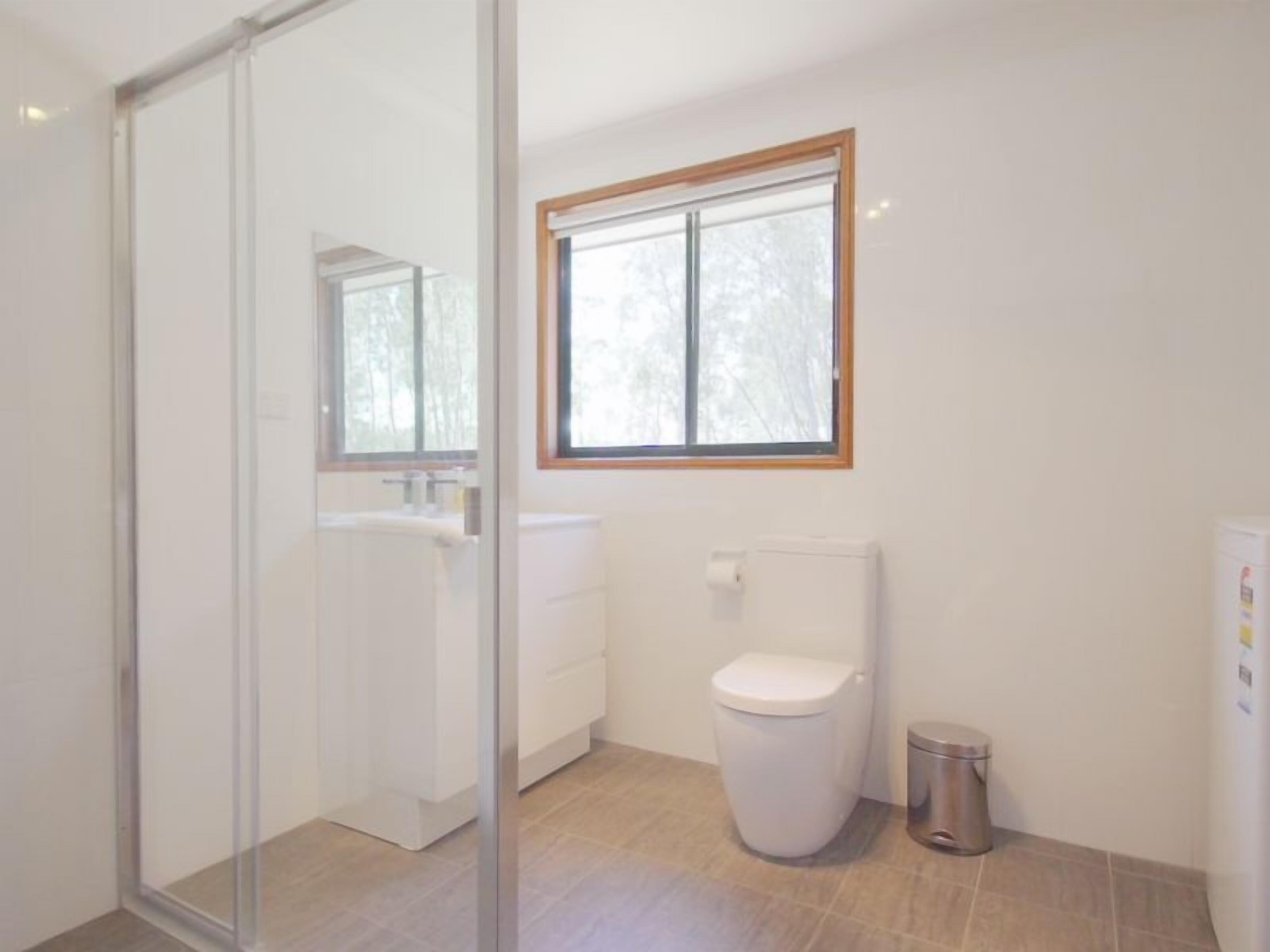 Casa Sangiovese Pokolbin 6 bedroom 5bathroom home with private pool. — image 13