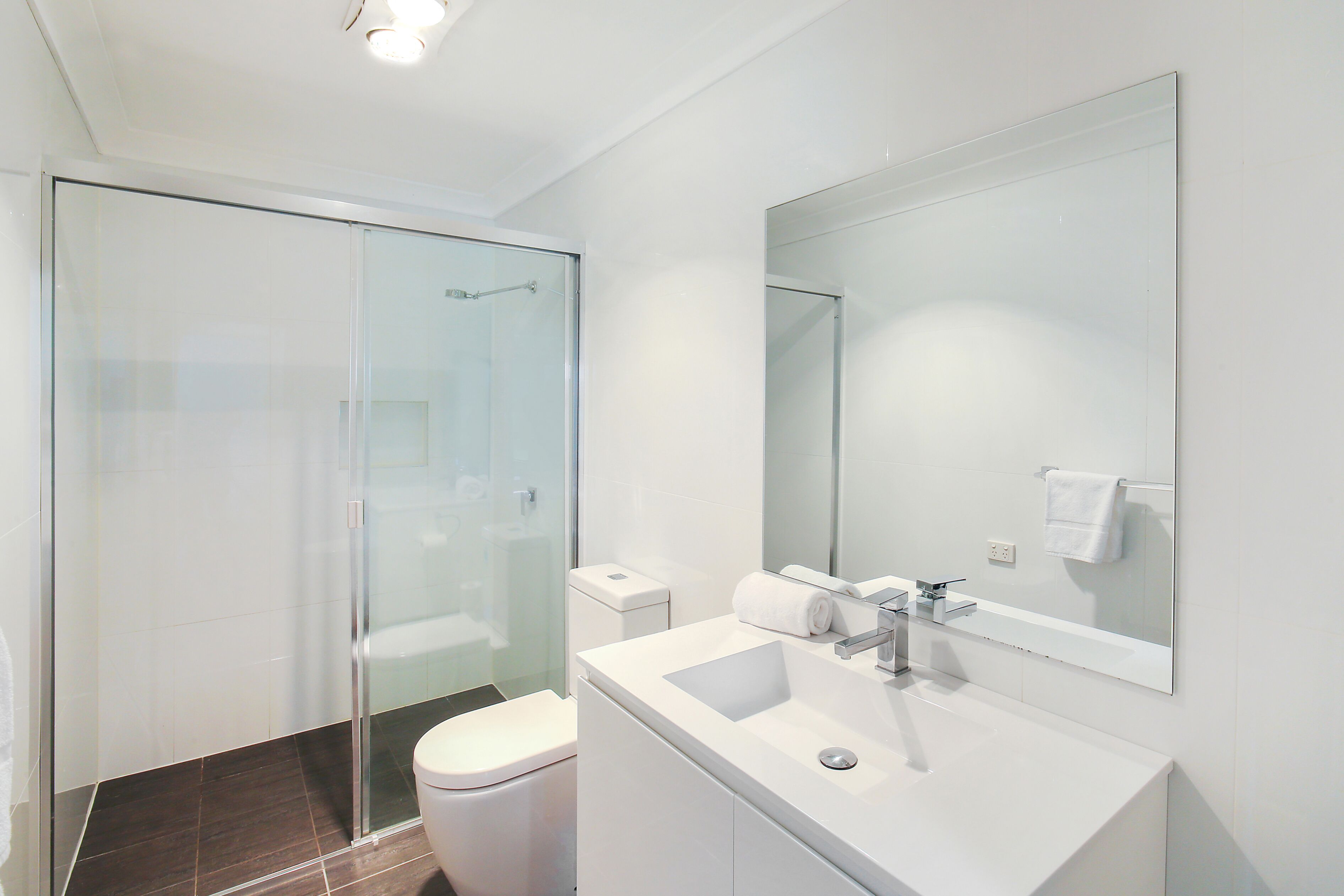 Casa Sangiovese Pokolbin 6 bedroom 5bathroom home with private pool. — image 14