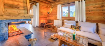 Modernt chalet för 12 personer - nära till backarna och centrum