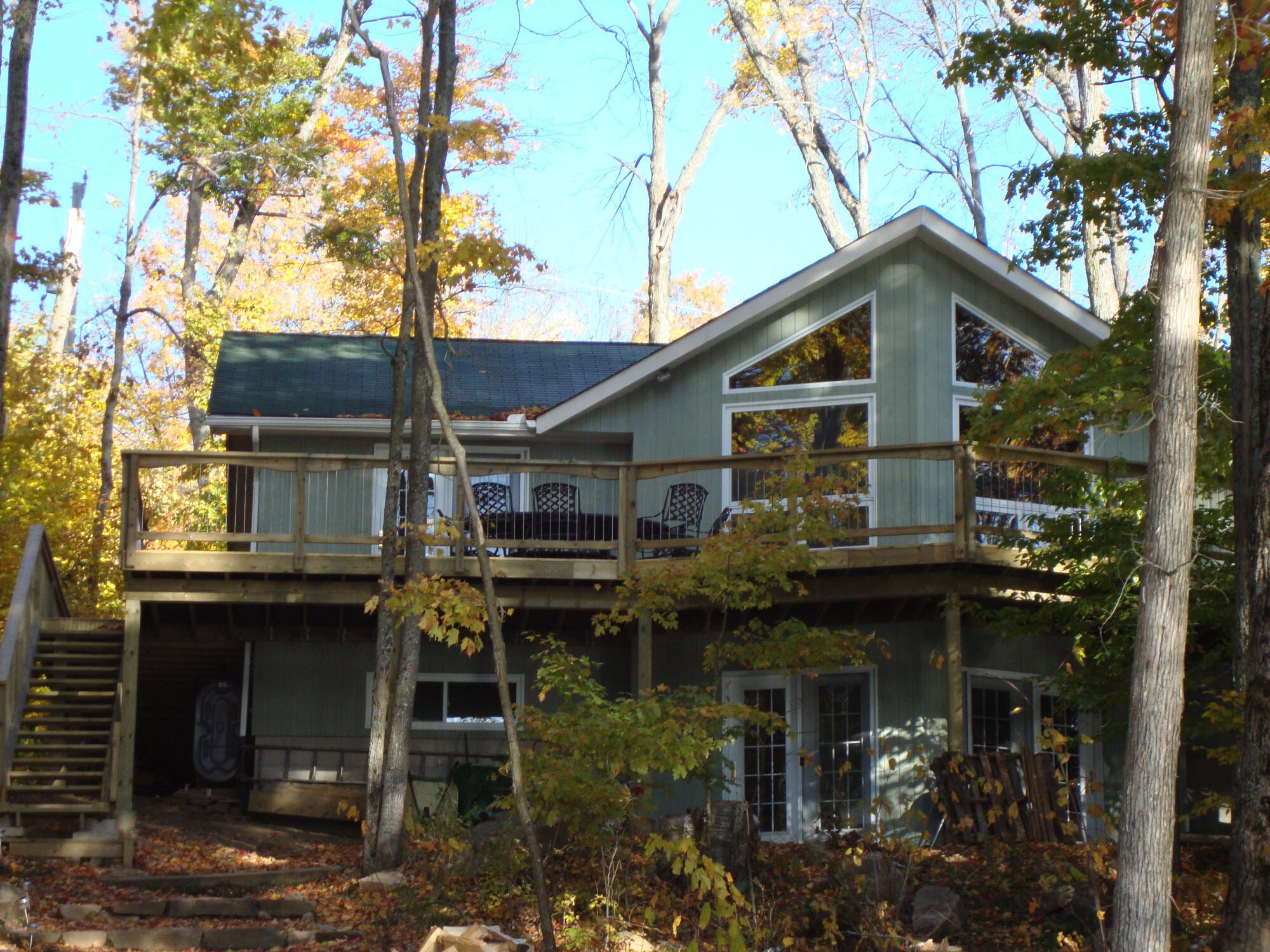 Privacy on one of the Cleanest Lakes In Canada