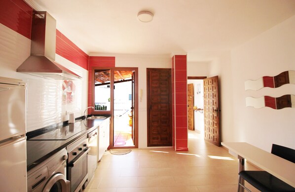 Fridge, microwave, oven, dishwasher - 1077 Apartment Paola (Nerja)