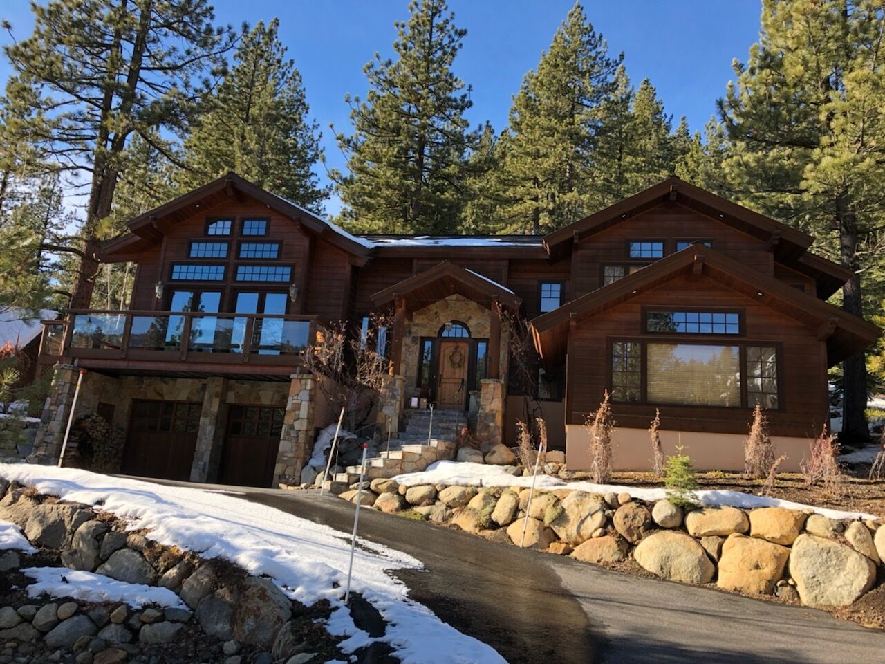 Exceptional Squaw Resort property!!  
