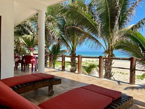 �المنطقة المحيطة بالمنشأة