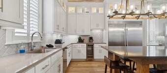 🩴☀️ Silver Sands | Golf Cart | Heated Pool* | Game Room | Free Tiki Cruise and More!