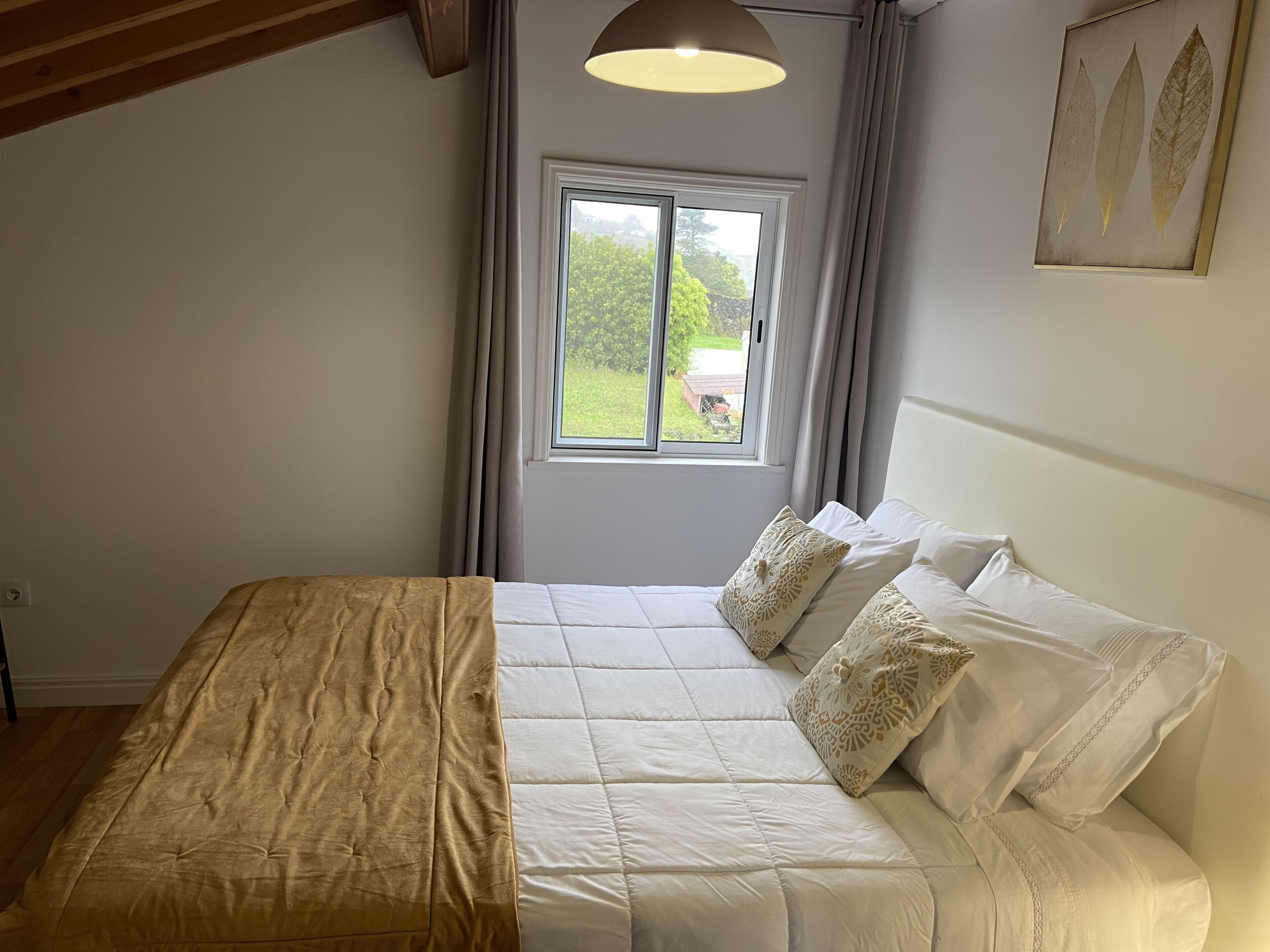 Bedroom couple bed 