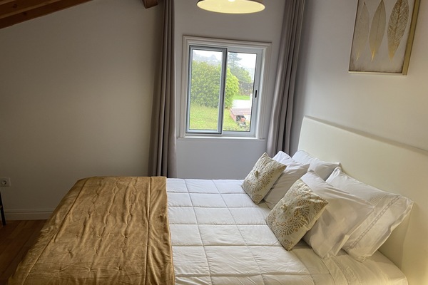 Bedroom couple bed