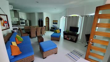 Smart TV, DVD player, books