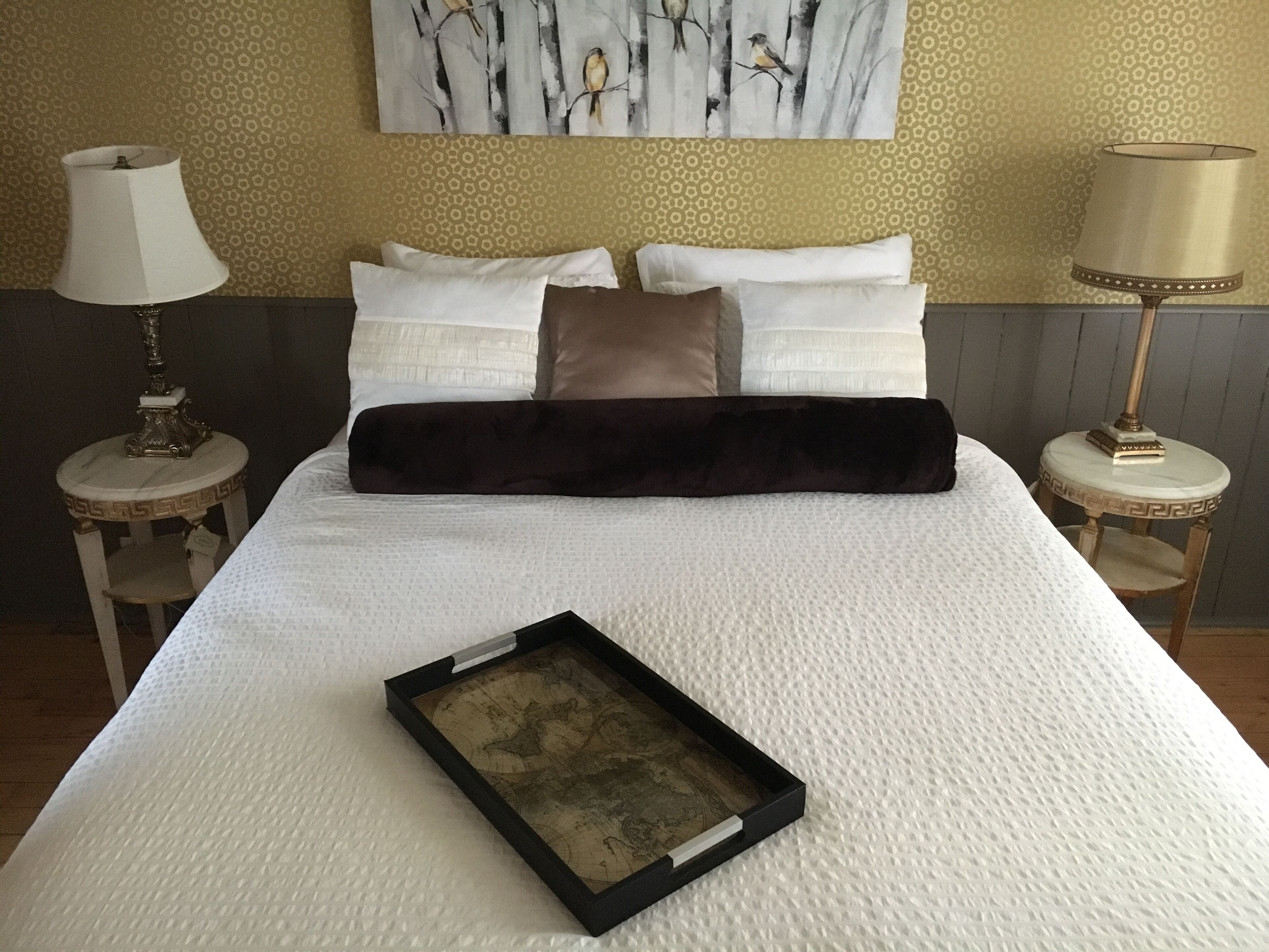 Friends and family getaway! <br>Riverside and historic district 