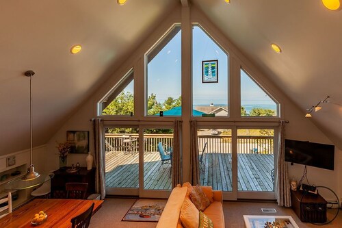 Gone Coastal:  A Lake Michigan Beach House 