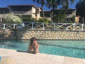 Utomhuspool