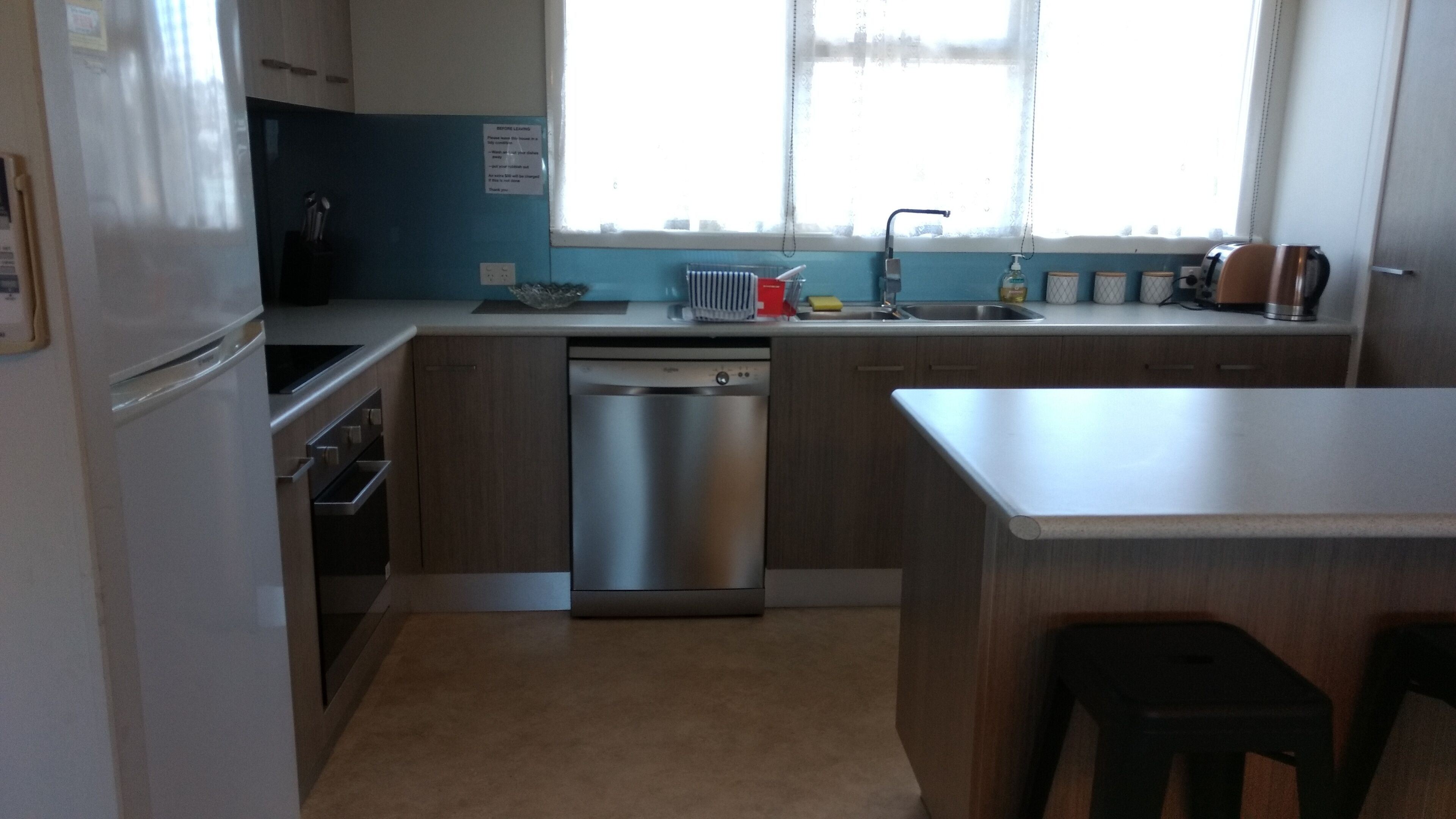 Ultimate beachfront beach house — image 5