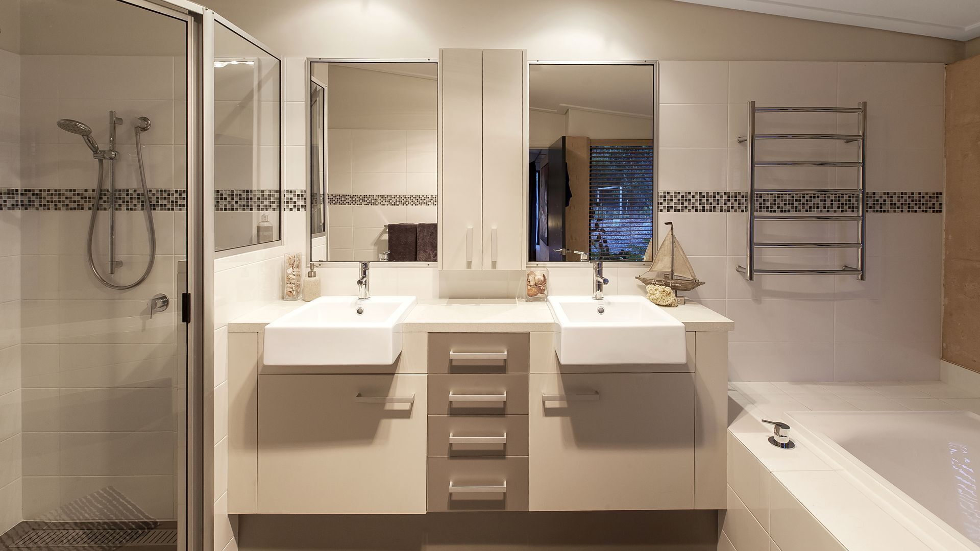 Rivendell Heights @ Rivendell Winery Estate — image 17