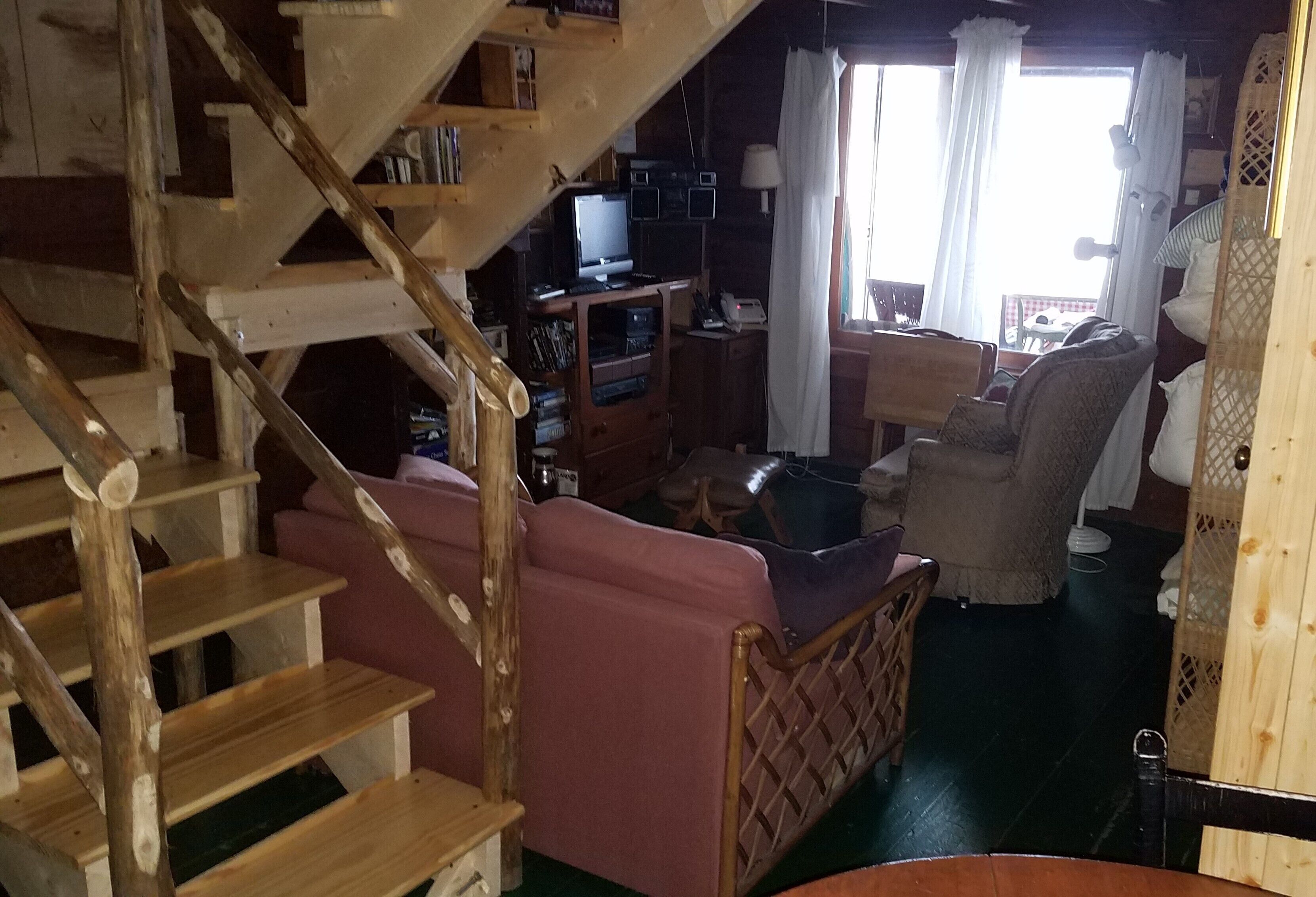 Cozy Waterfront Cabin on Cranberry Lake 