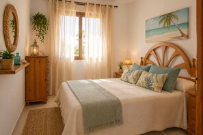 3 bedrooms, iron/ironing board, free WiFi