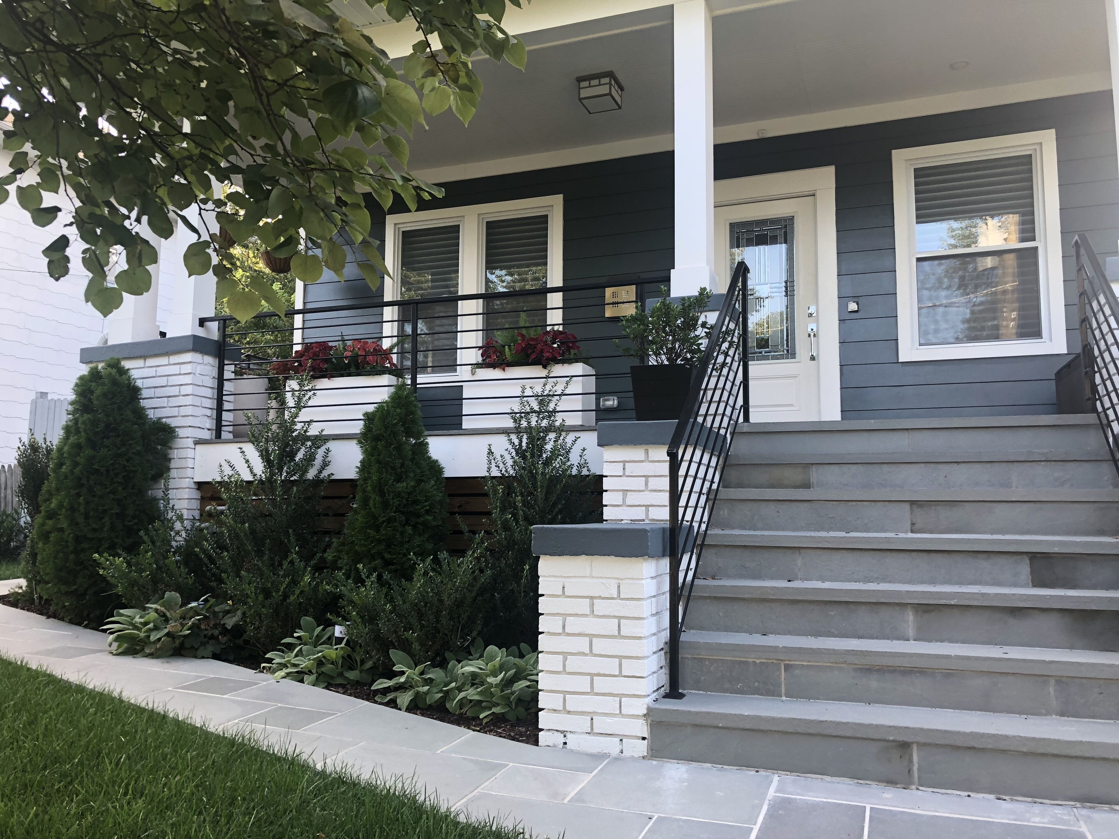 Private One Bedroom Suite w/ Living Space & Laundry