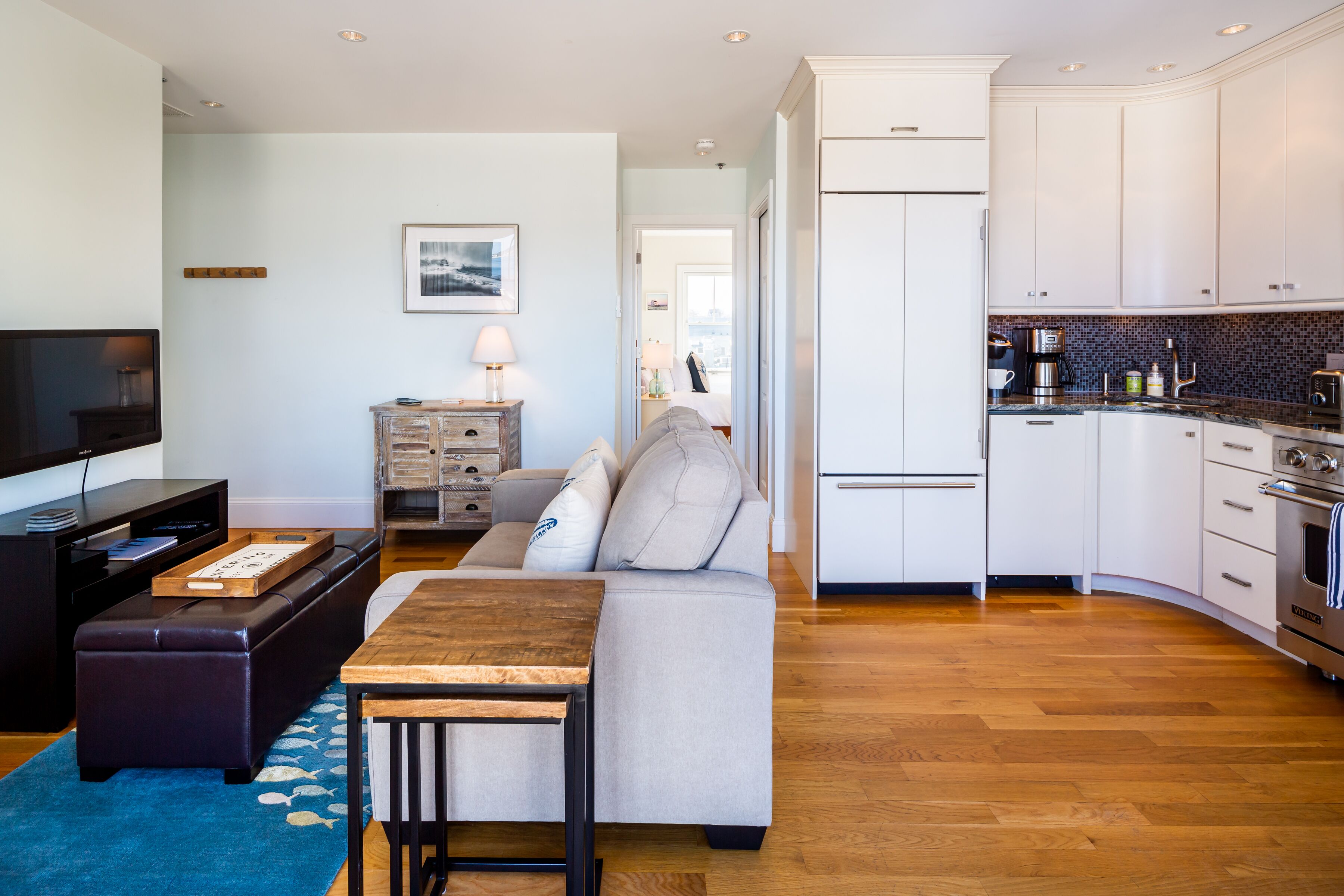 #PtownDreams Beachfront 1BR PH | Heart of Commercial St | Water Views | Parking 