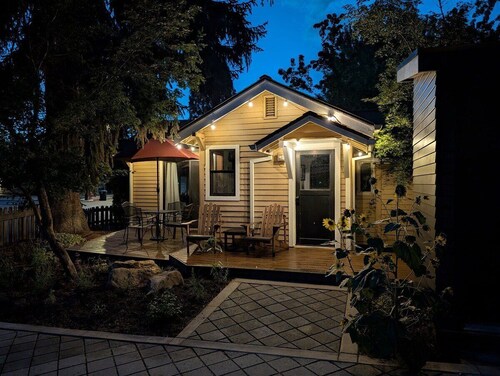 Bluebird Day - River Gem Bungalow-kävelymatka vanhaan myllyyn / keskustaan!