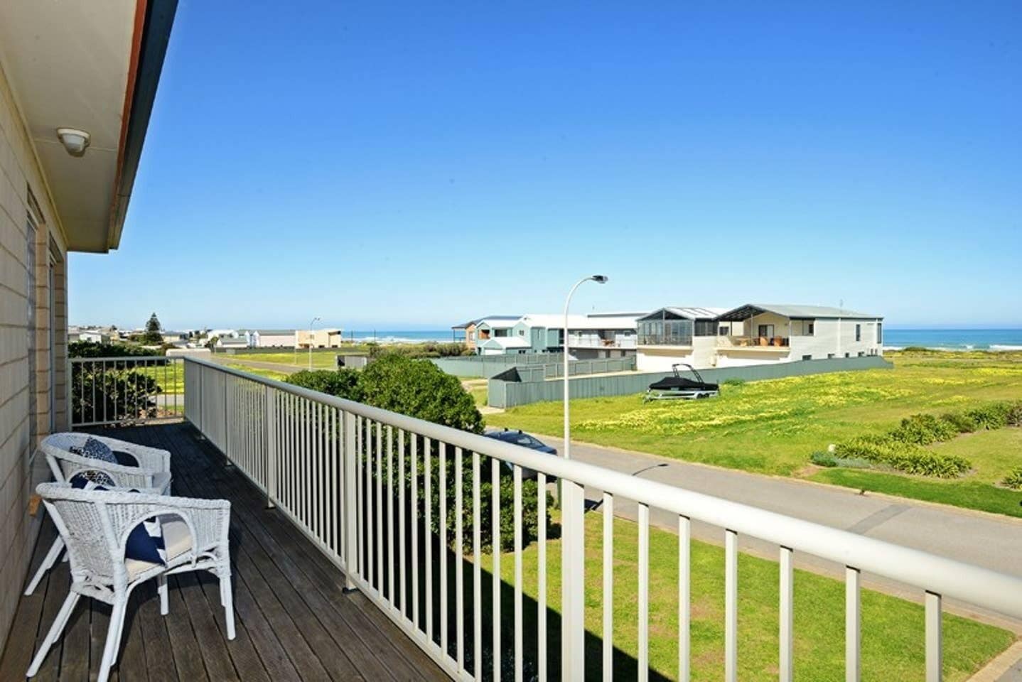 El Nino - 34 Hargreaves Road-Pet Friendly Outside