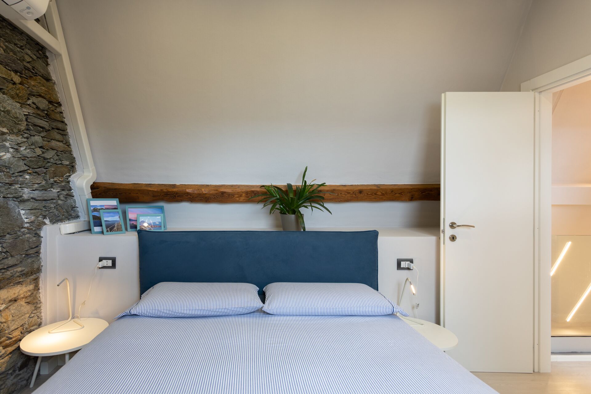 1 bedroom, in-room safe, iron/ironing board, free WiFi