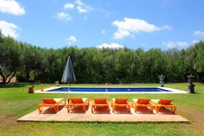Piscine extérieure