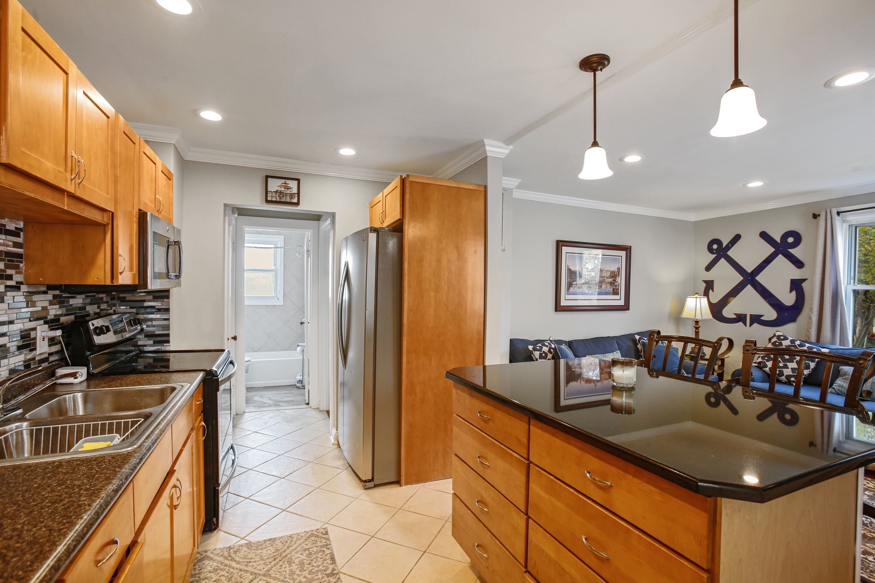 Neat & Clean 1 Bedroom Apartment in Quaint Eastport Neighborhood of Annapolis 