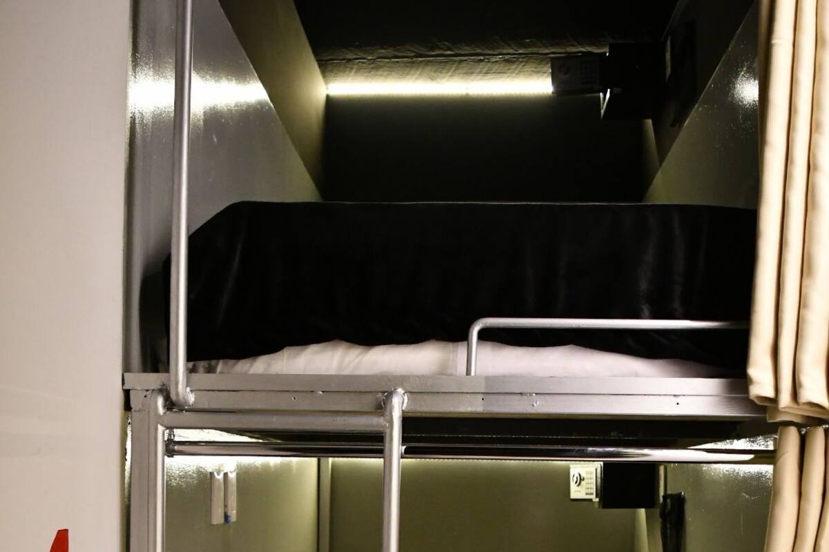 Pillowtop beds, blackout drapes, WiFi (free), bed sheets