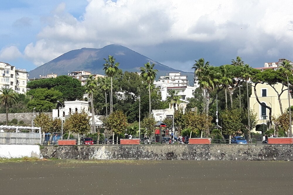 Villa Vitiello holiday home near Pompeii Naples Sorrento