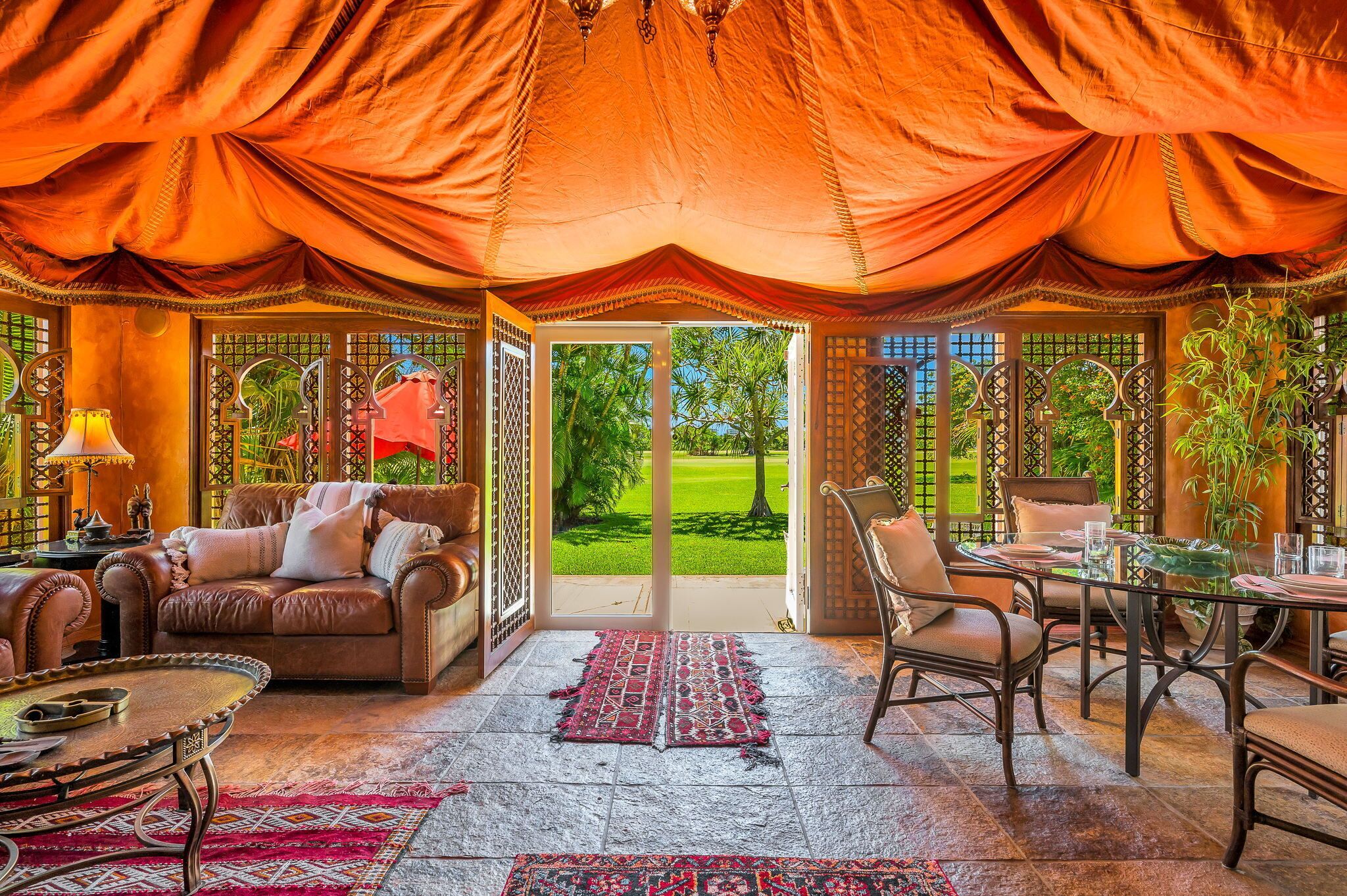 4 Bed Bali Inspired Home on Golf Course w Heated Lagoon Pool!