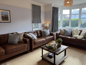 TV, fireplace, DVD player, stereo